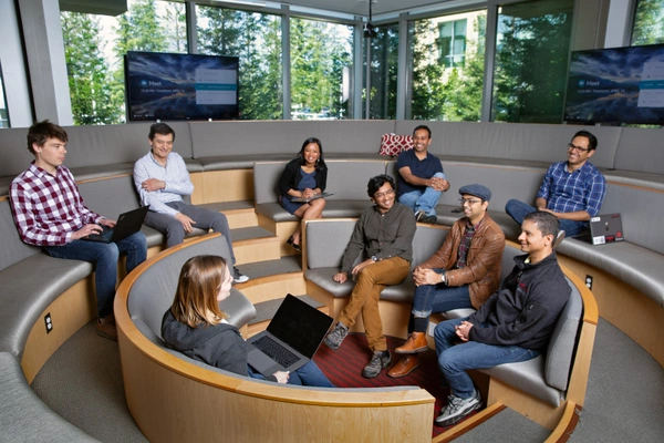 Join the Netflix Summer 2024 Software Engineering internship. - Flow Card Image